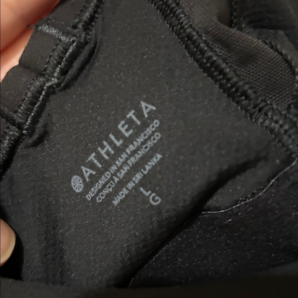 Athleta Vital Support Tank - EUC - Picture 5 of 5